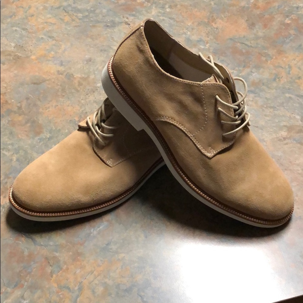 Simple brand dress shoes.